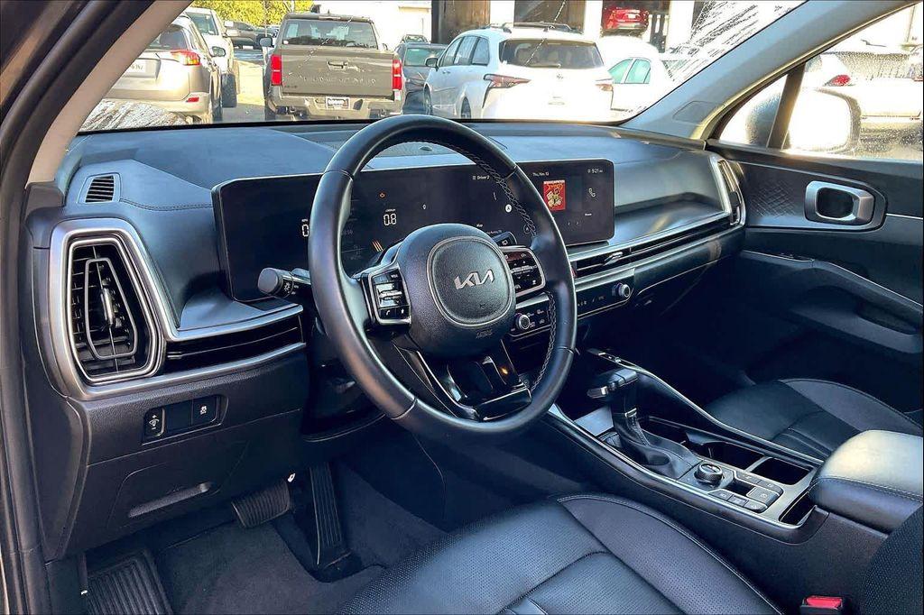 used 2024 Kia Sorento car, priced at $27,438