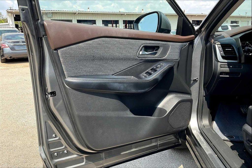 used 2023 Nissan Rogue car, priced at $22,666