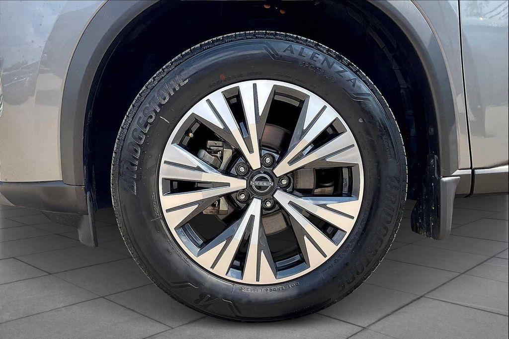 used 2023 Nissan Rogue car, priced at $22,666