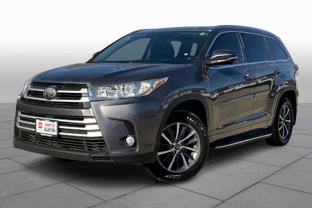 used 2017 Toyota Highlander car, priced at $22,814