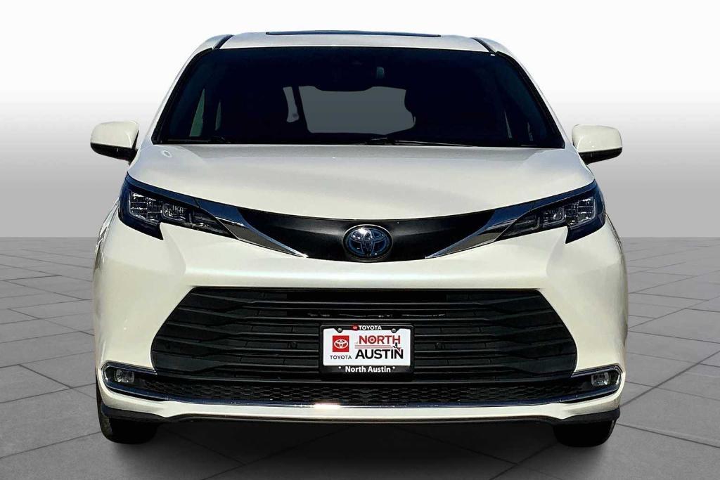 used 2021 Toyota Sienna car, priced at $34,992