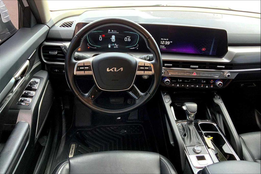 used 2024 Kia Telluride car, priced at $36,775