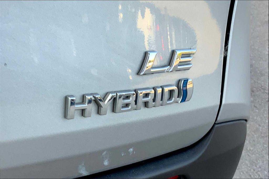 used 2022 Toyota Sienna car, priced at $32,891