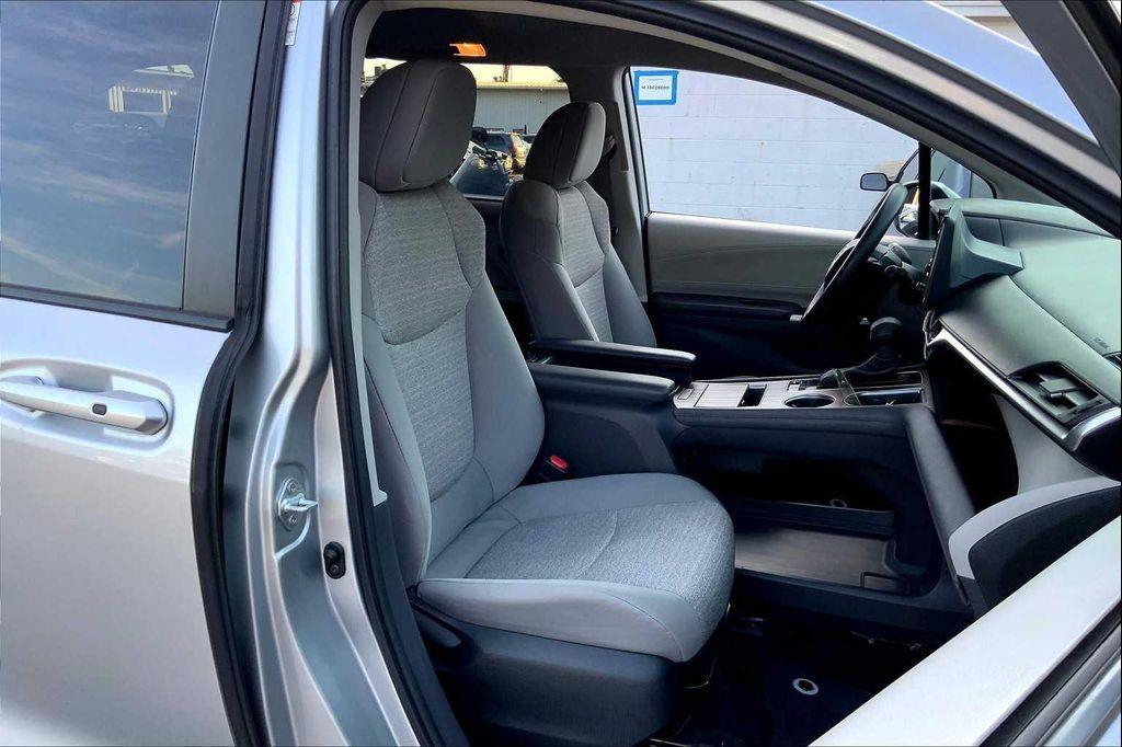 used 2022 Toyota Sienna car, priced at $32,891