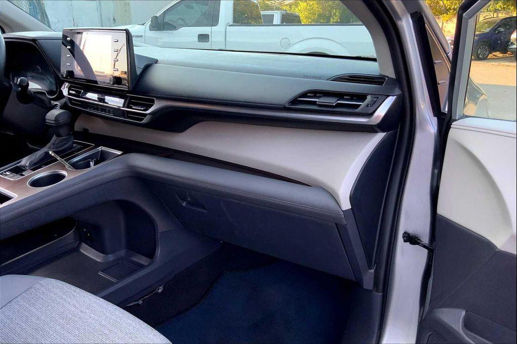 used 2022 Toyota Sienna car, priced at $32,891