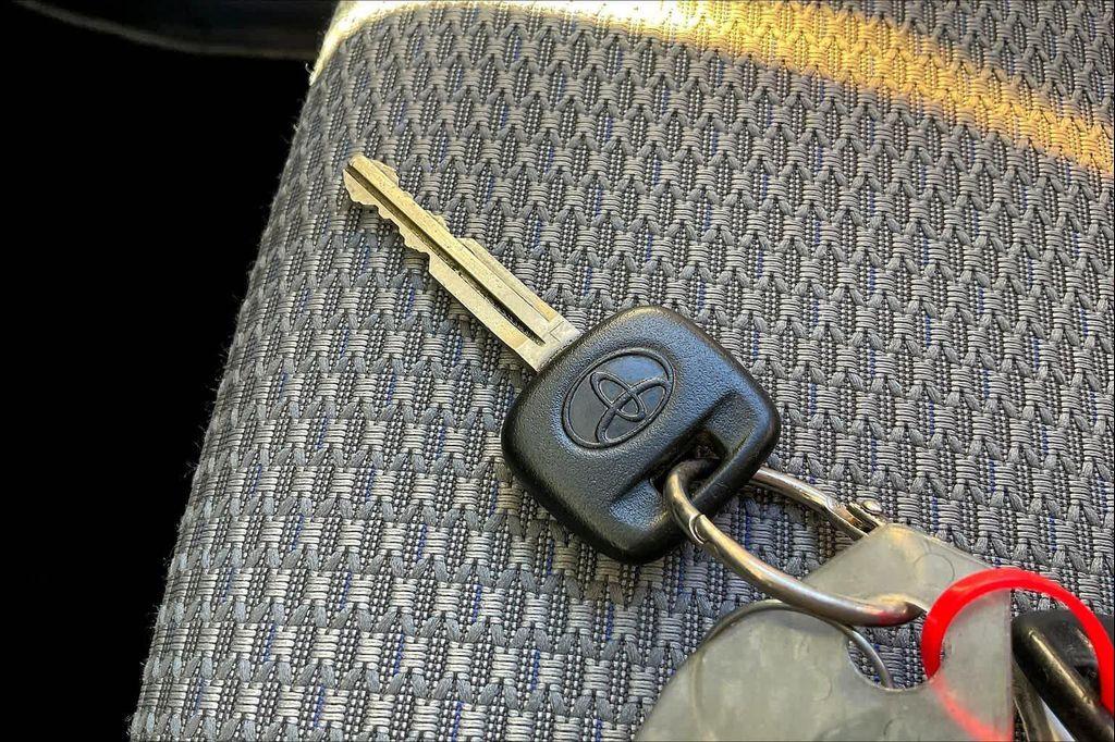 used 2006 Toyota Tacoma car, priced at $12,522