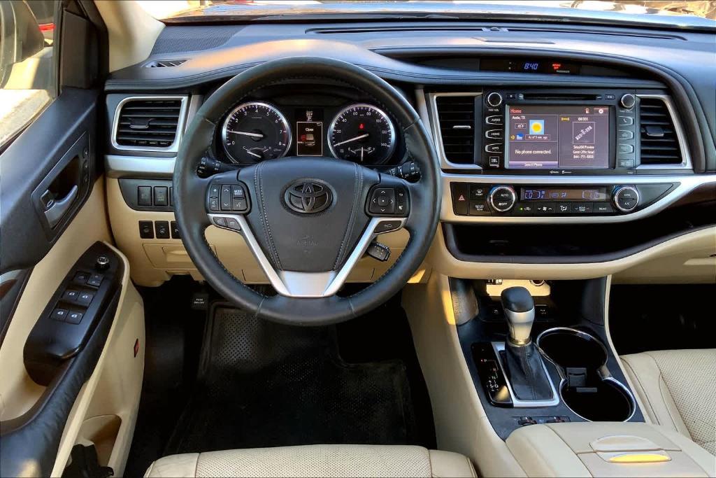 used 2015 Toyota Highlander car, priced at $16,888