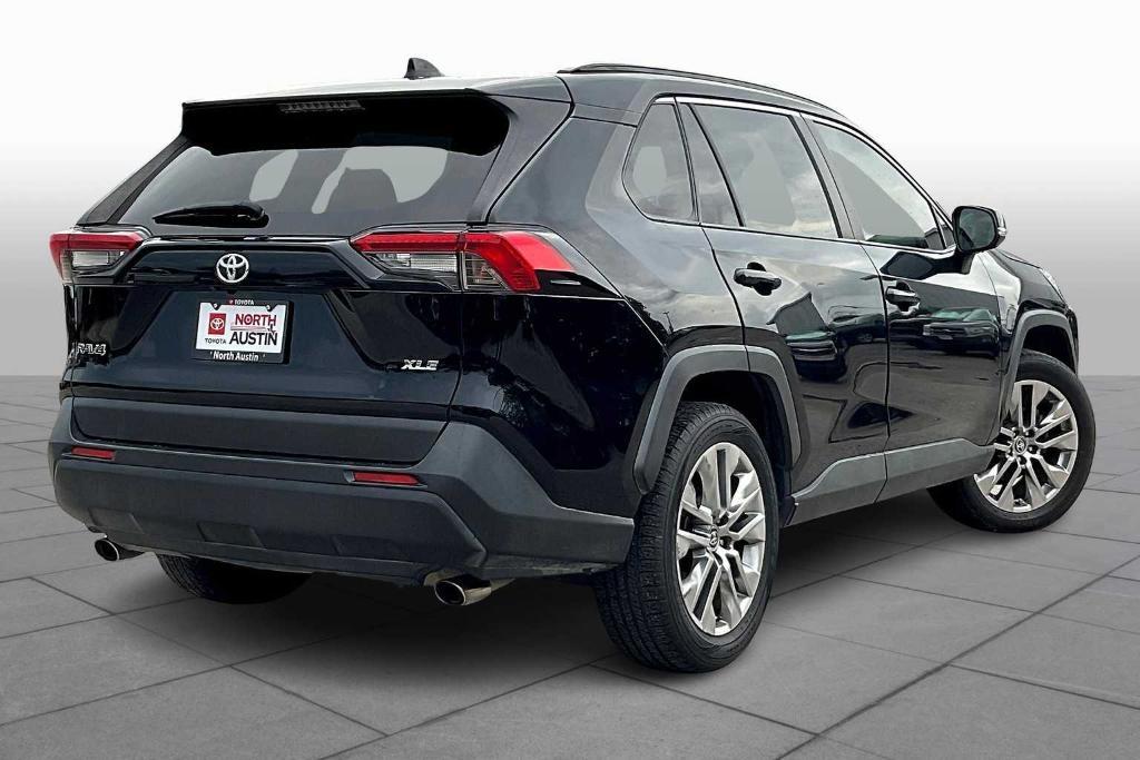 used 2020 Toyota RAV4 car, priced at $23,632