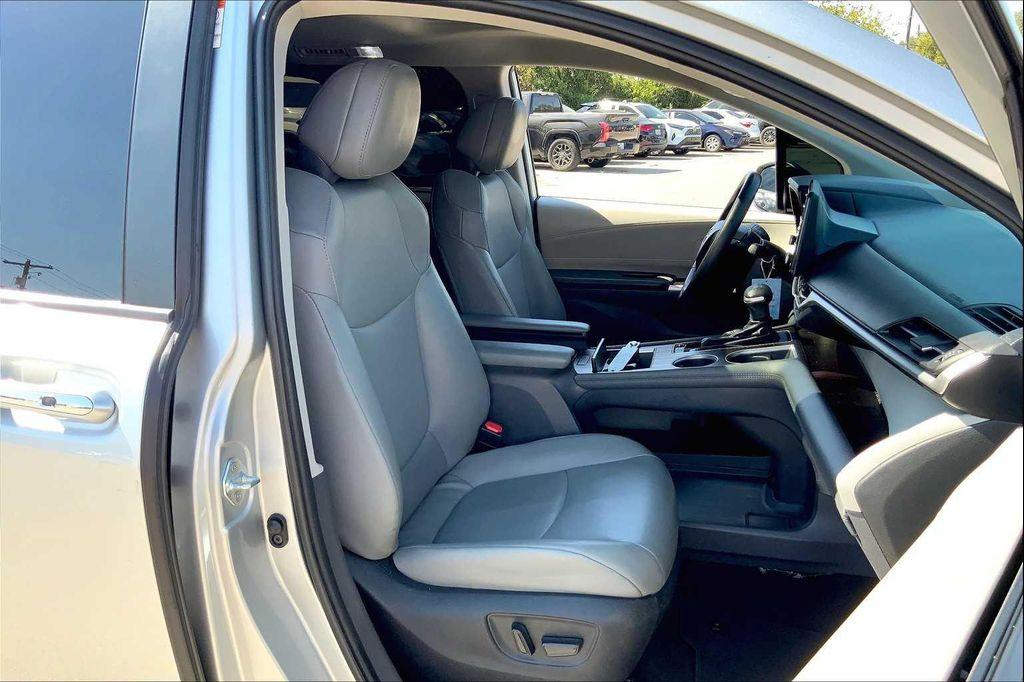 used 2022 Toyota Sienna car, priced at $36,868