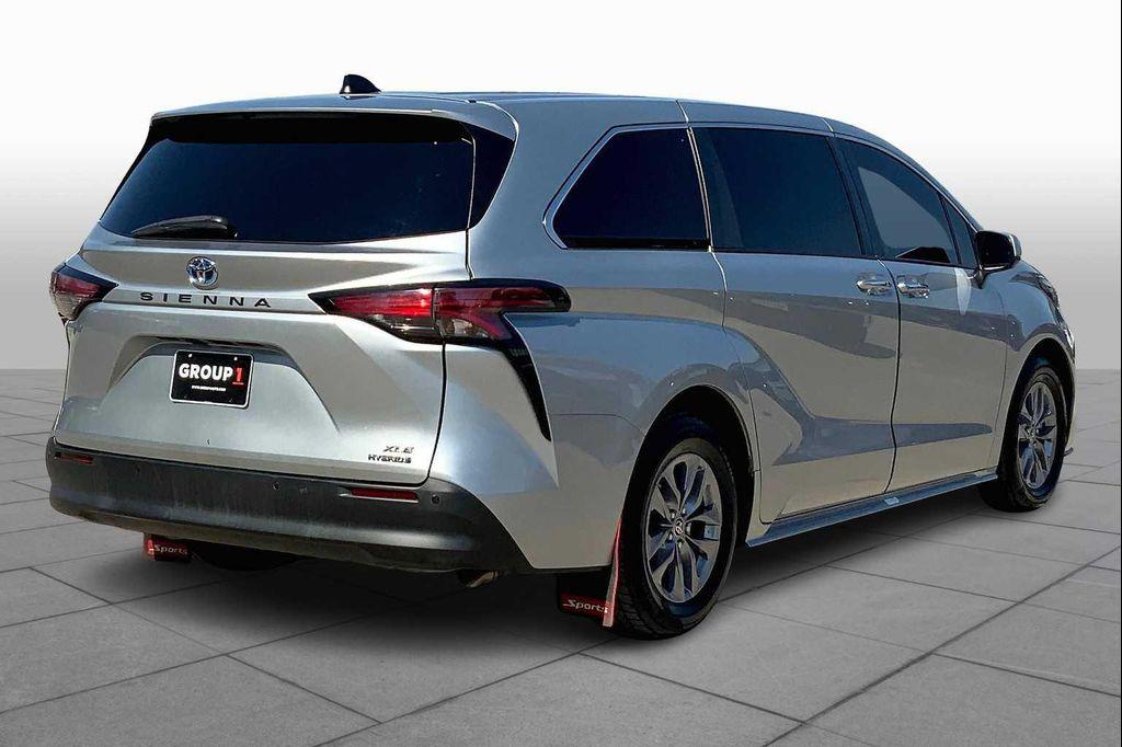 used 2022 Toyota Sienna car, priced at $36,868