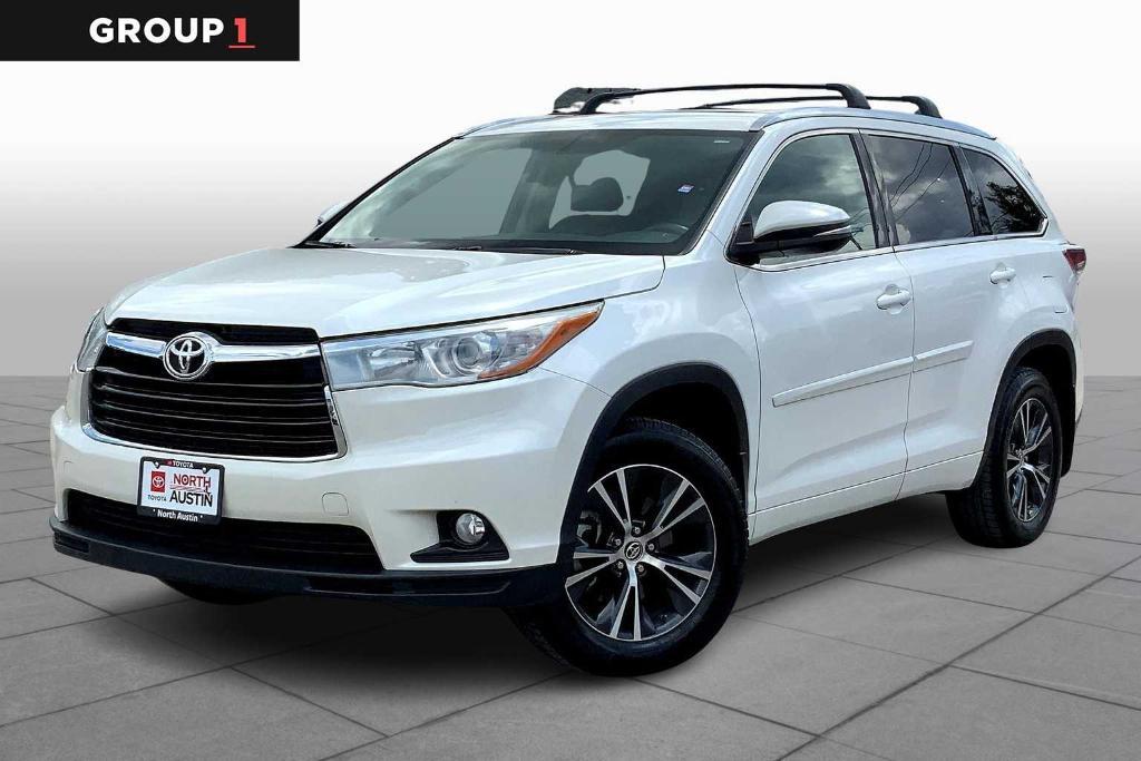 used 2016 Toyota Highlander car, priced at $22,912