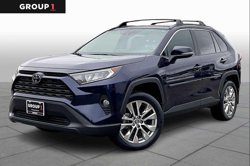 used 2020 Toyota RAV4 car, priced at $28,772