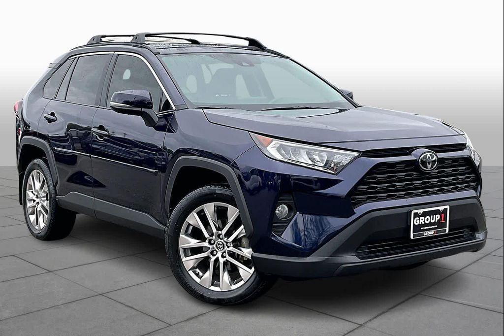 used 2020 Toyota RAV4 car, priced at $28,772