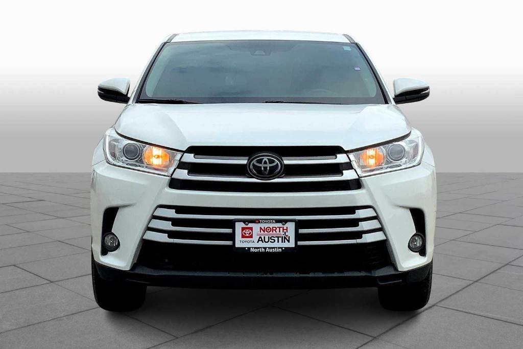 used 2019 Toyota Highlander car, priced at $23,994