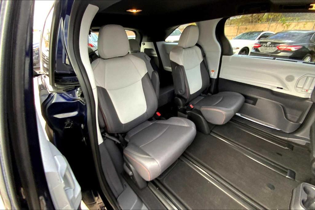 used 2023 Toyota Sienna car, priced at $43,915