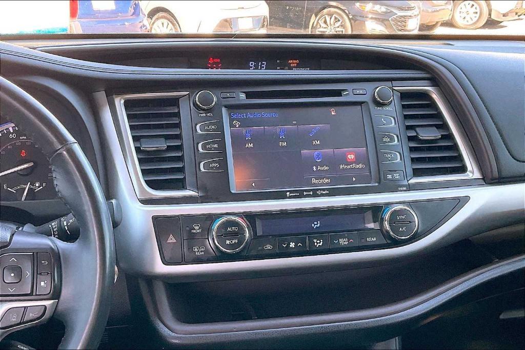 used 2019 Toyota Highlander car, priced at $25,950