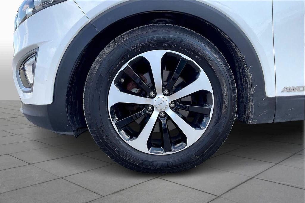 used 2017 Kia Sorento car, priced at $15,439