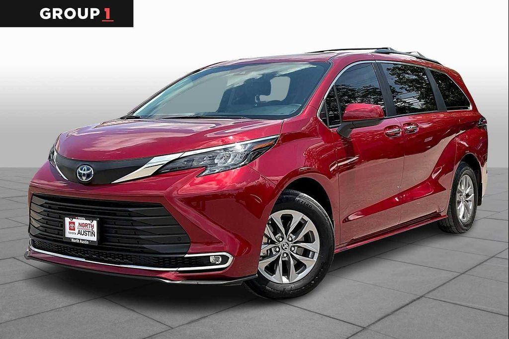 used 2024 Toyota Sienna car, priced at $40,799