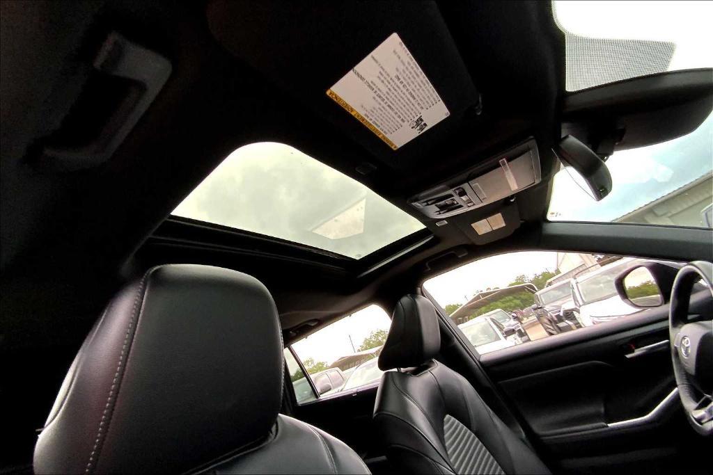 used 2024 Toyota Highlander car, priced at $47,700