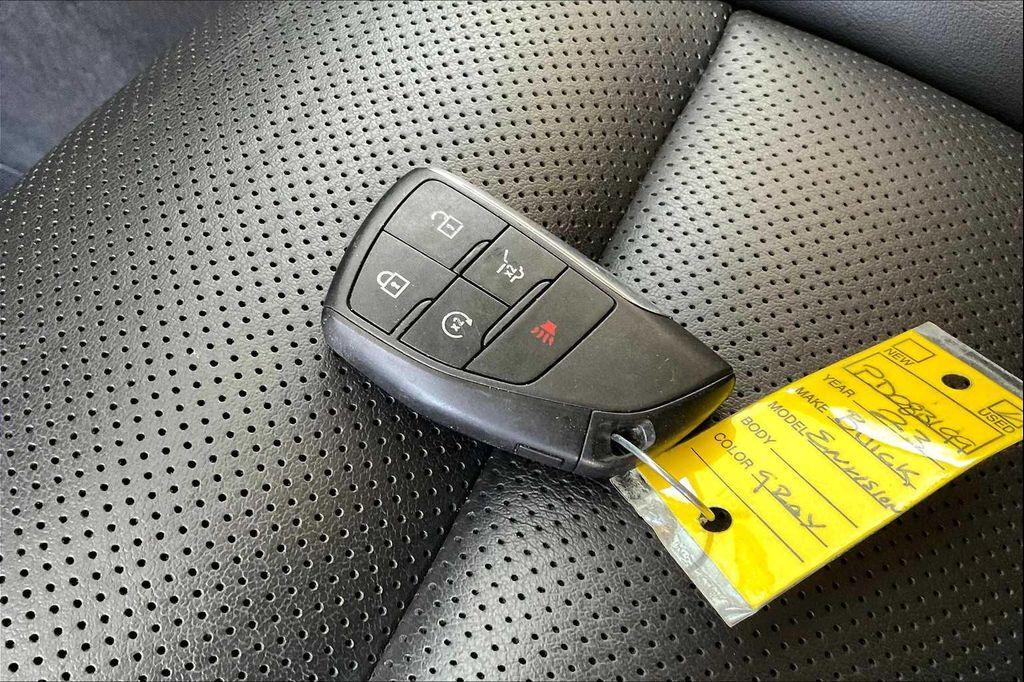 used 2023 Buick Envision car, priced at $23,581