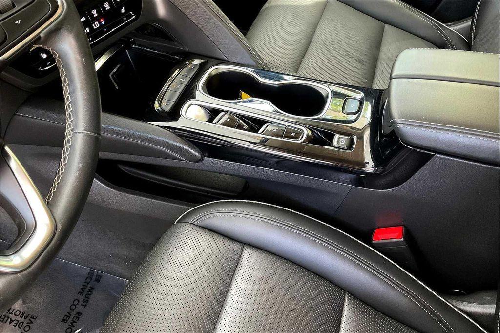 used 2023 Buick Envision car, priced at $23,581