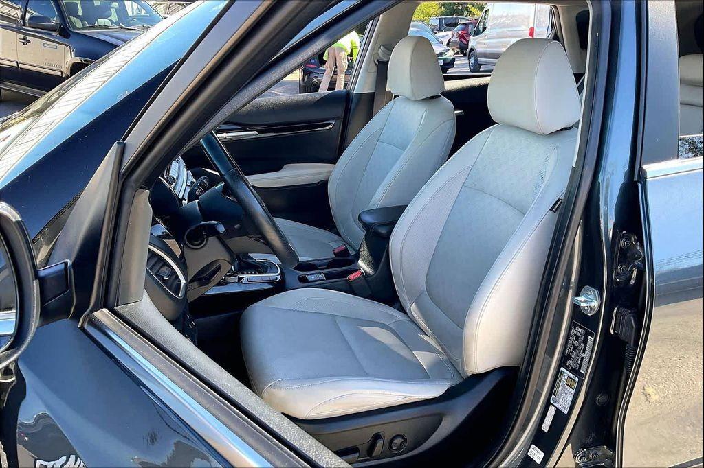 used 2023 Kia Seltos car, priced at $24,190