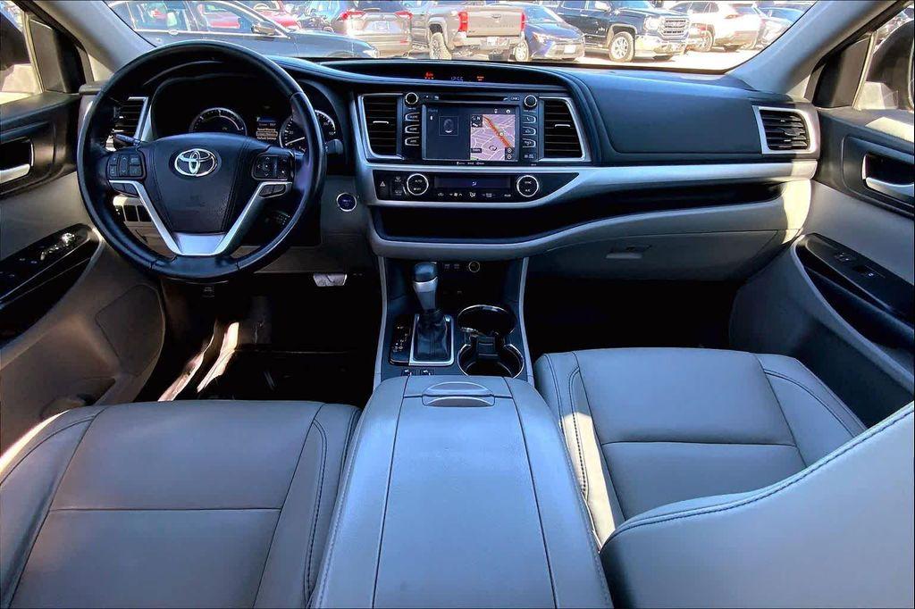 used 2017 Toyota Highlander Hybrid car, priced at $20,889