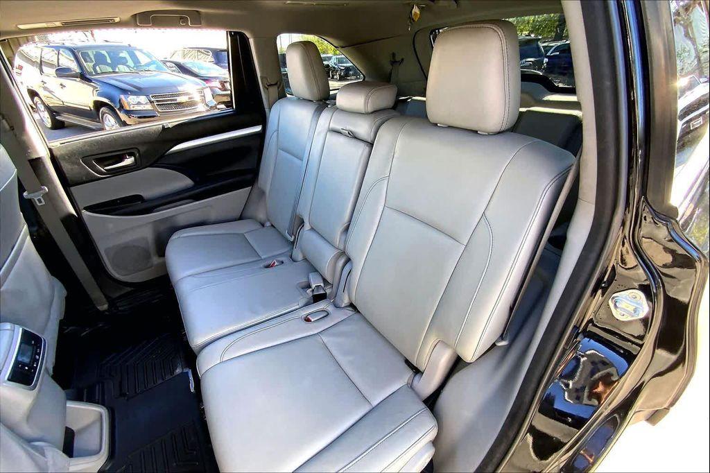 used 2017 Toyota Highlander Hybrid car, priced at $20,889