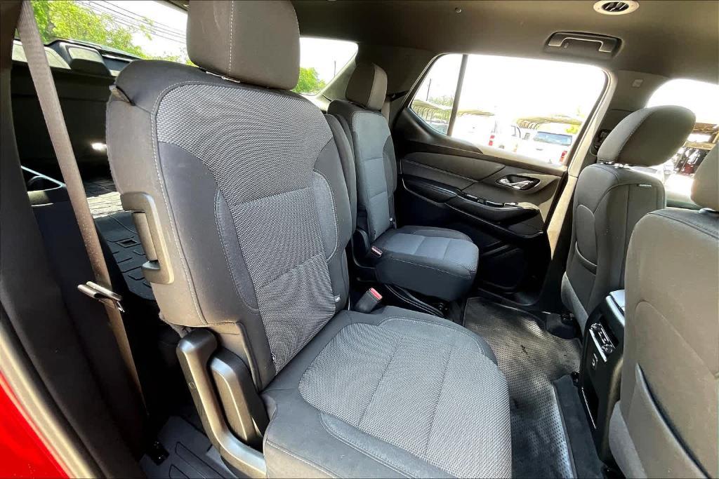 used 2023 Chevrolet Traverse car, priced at $35,160