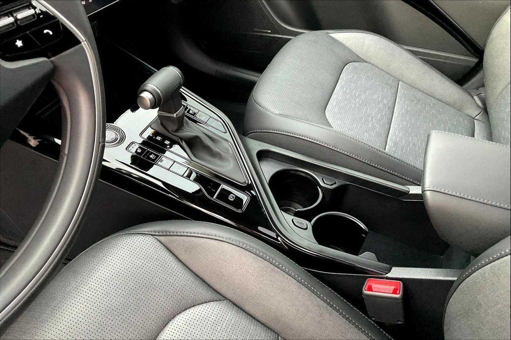 used 2025 Kia Niro car, priced at $34,422