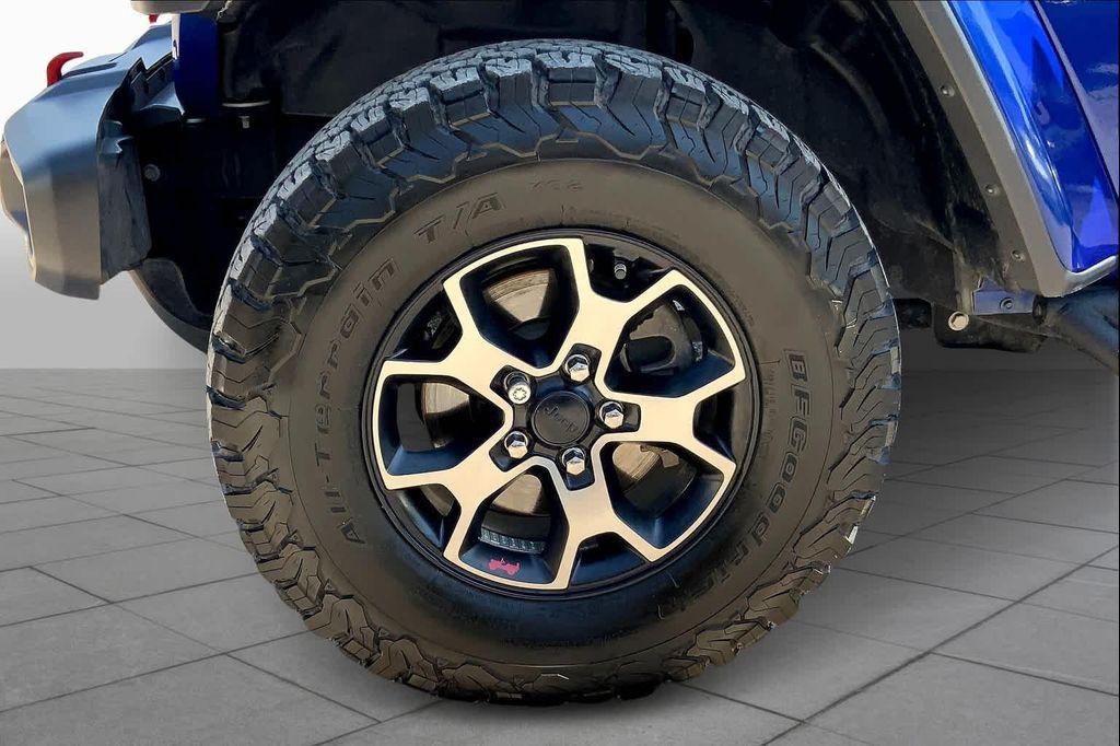 used 2019 Jeep Wrangler Unlimited car, priced at $31,889