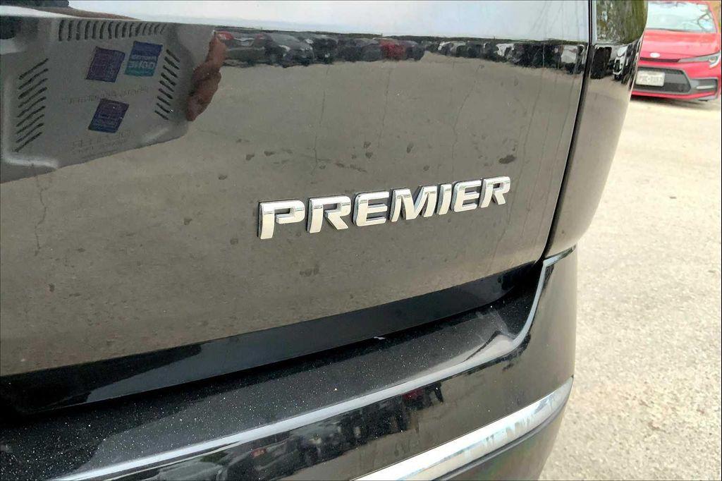 used 2023 Chevrolet Traverse car, priced at $40,621