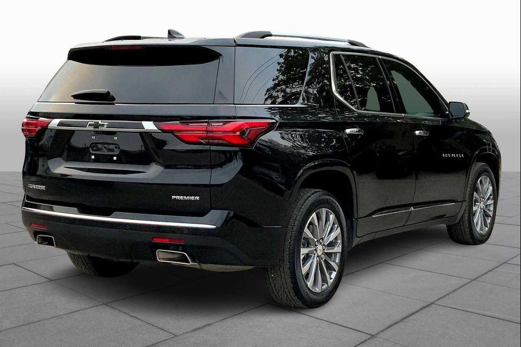 used 2023 Chevrolet Traverse car, priced at $40,621