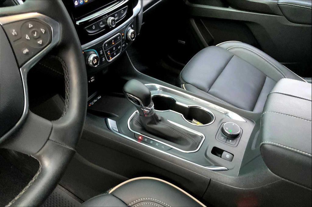 used 2023 Chevrolet Traverse car, priced at $40,621