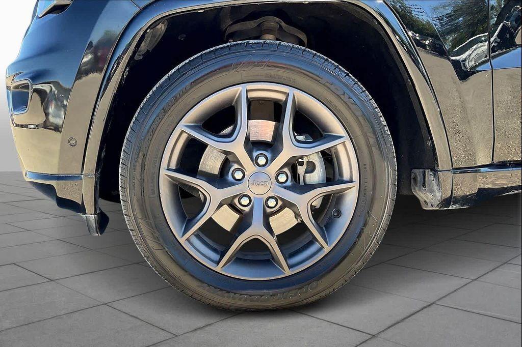 used 2021 Jeep Grand Cherokee car, priced at $20,899