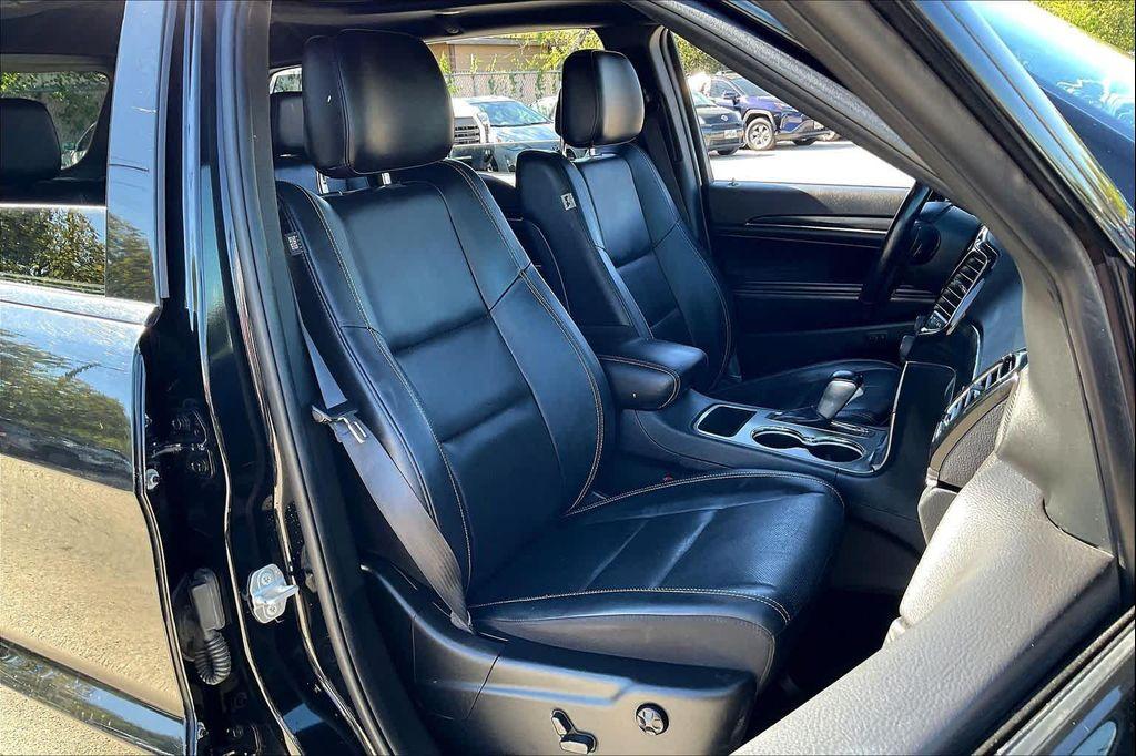 used 2021 Jeep Grand Cherokee car, priced at $20,899