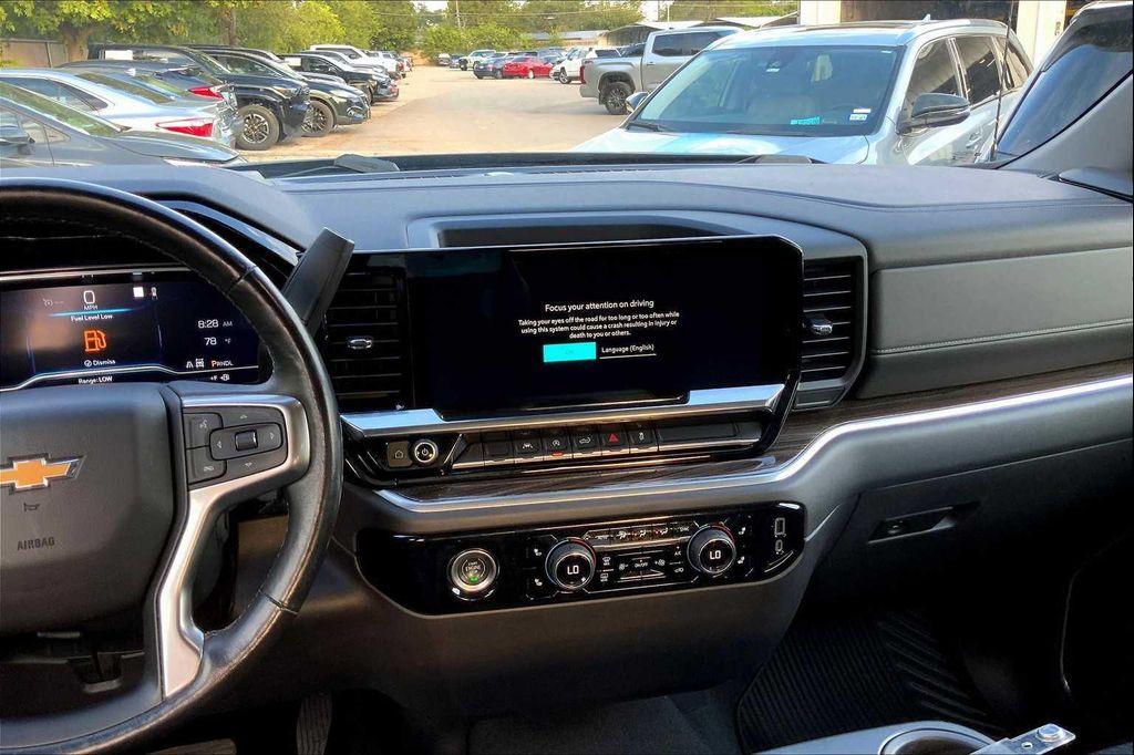 used 2022 Chevrolet Silverado 1500 car, priced at $36,284