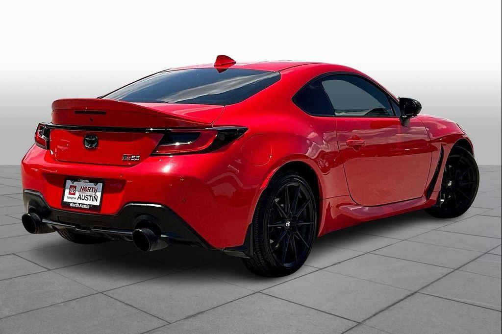 used 2022 Toyota GR86 car, priced at $30,611