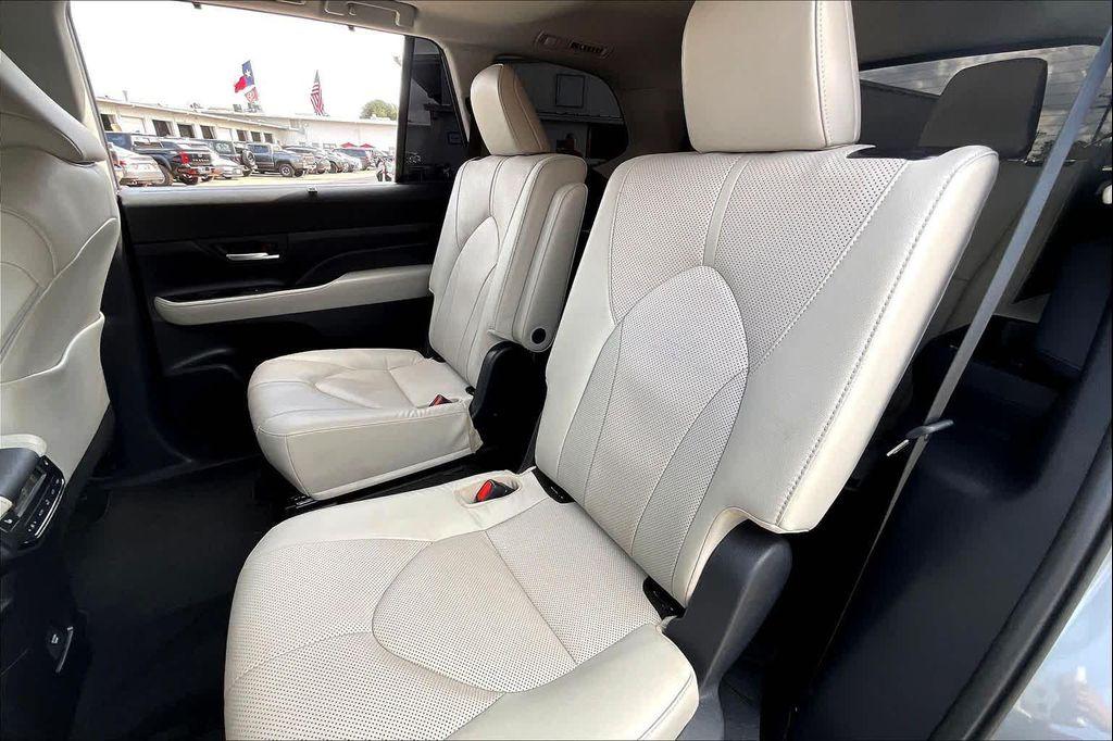 used 2025 Toyota Grand Highlander car, priced at $55,408
