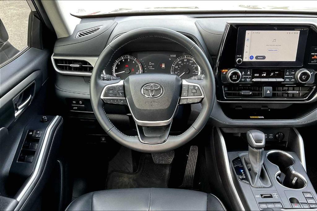 used 2024 Toyota Highlander car, priced at $44,911