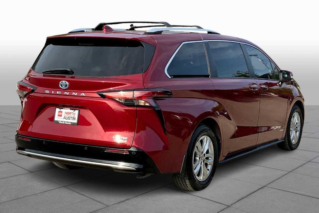 used 2021 Toyota Sienna car, priced at $37,456