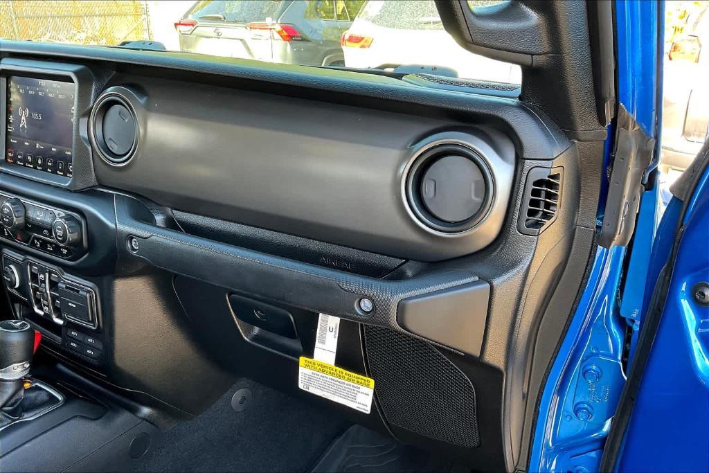 used 2022 Jeep Gladiator car, priced at $33,750