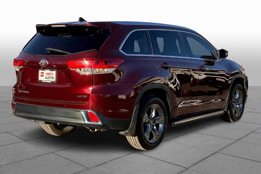 used 2018 Toyota Highlander car, priced at $28,578