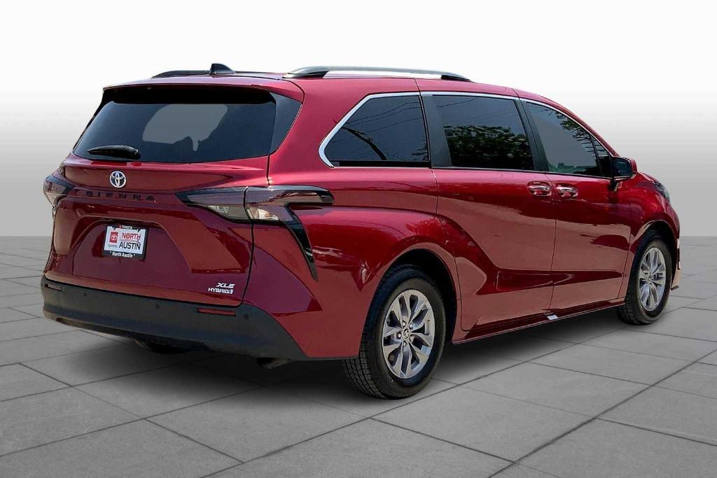 used 2023 Toyota Sienna car, priced at $39,999