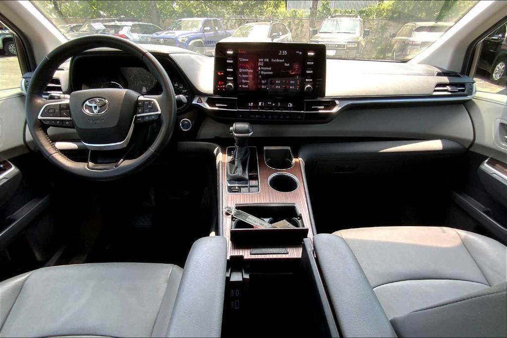 used 2023 Toyota Sienna car, priced at $39,999