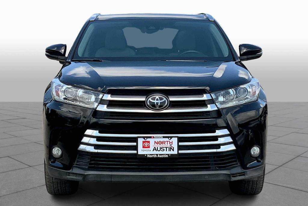 used 2018 Toyota Highlander car, priced at $27,495