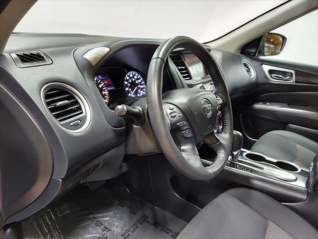 used 2020 Nissan Pathfinder car, priced at $14,690