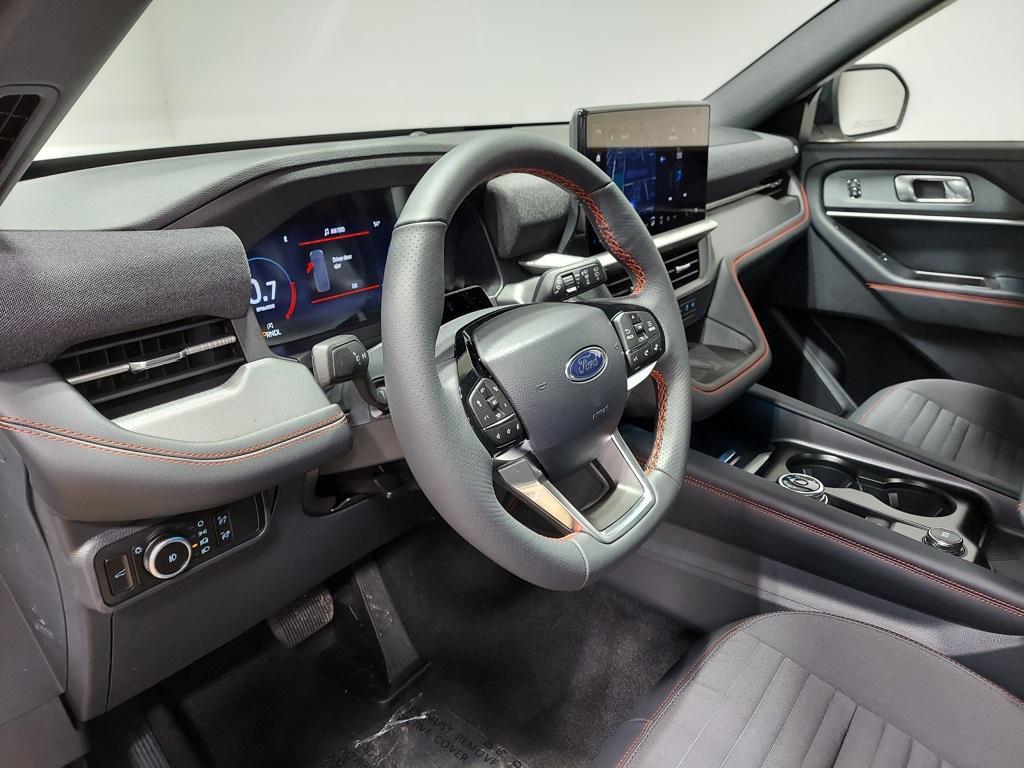 new 2025 Ford Explorer car, priced at $52,345