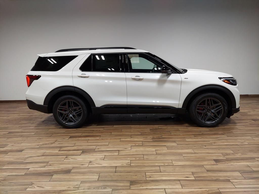 new 2025 Ford Explorer car, priced at $52,345