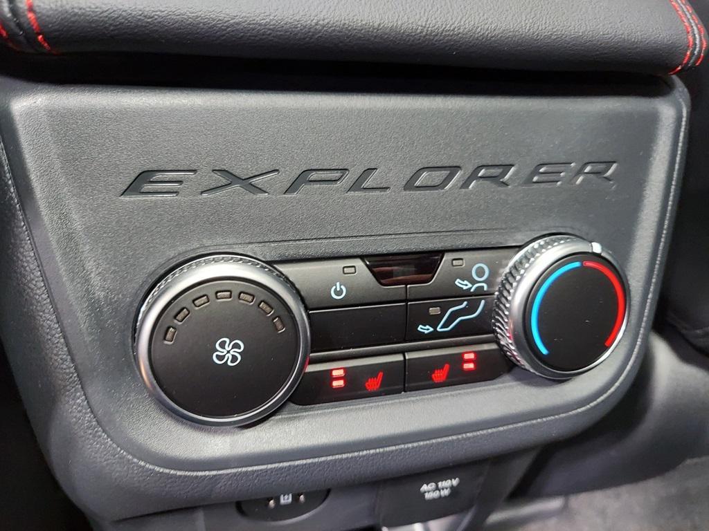 new 2025 Ford Explorer car, priced at $52,345